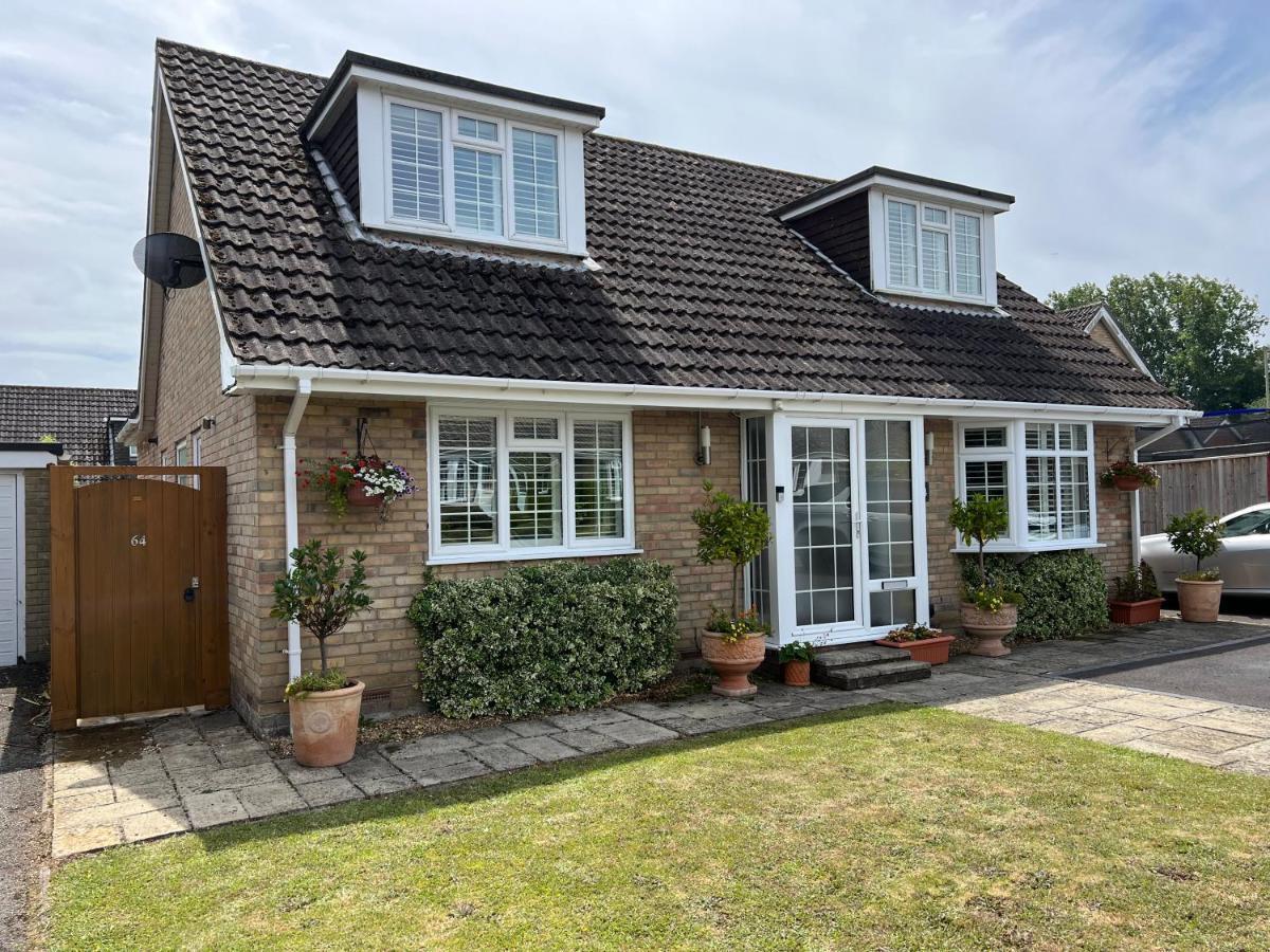 No 64 Bed And Breakfast Lymington Dış mekan fotoğraf