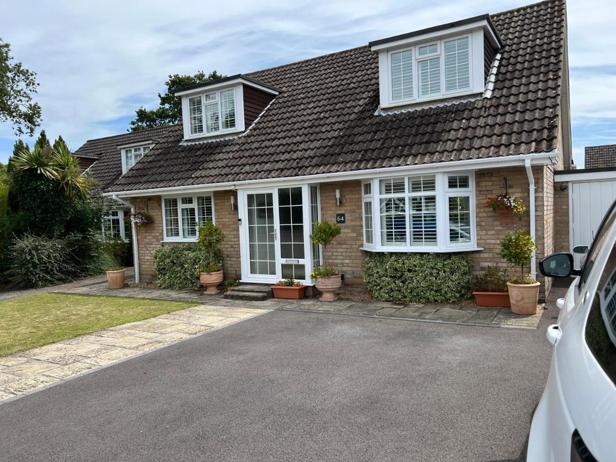 No 64 Bed And Breakfast Lymington Dış mekan fotoğraf